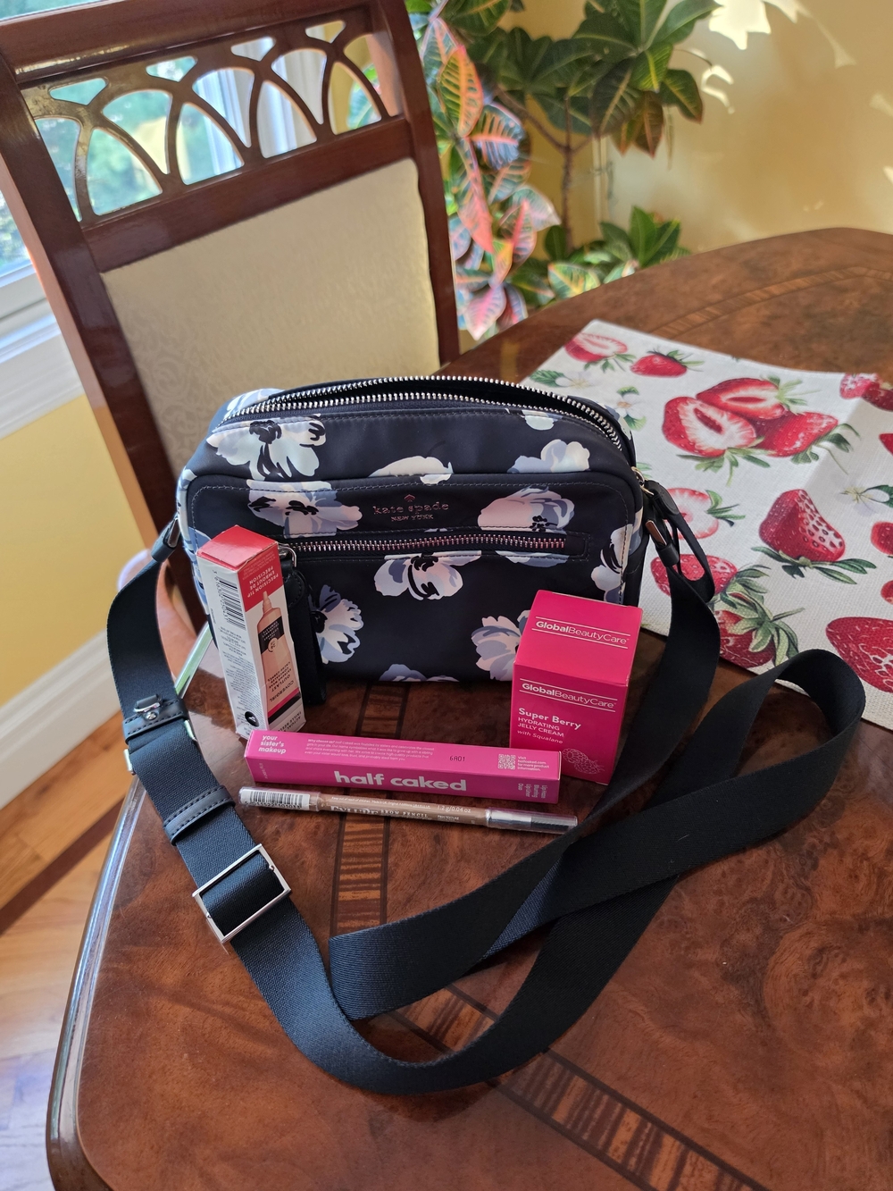 🌸 NWOT Kate Spade Floral Crossbody & Beauty Bundle 🌸 - Picture 8 of 8